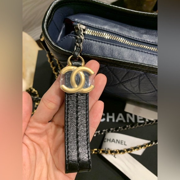 Full Set Chanel Gabrielle Hobo Small Bag - Picture 7 of 14